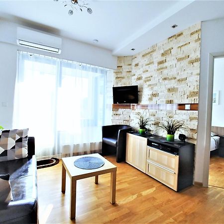 ורשה Wilanow Apartment מראה חיצוני תמונה